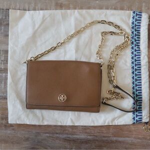 Tory Burch Robinson Crossbody Wallet with Gold Chain